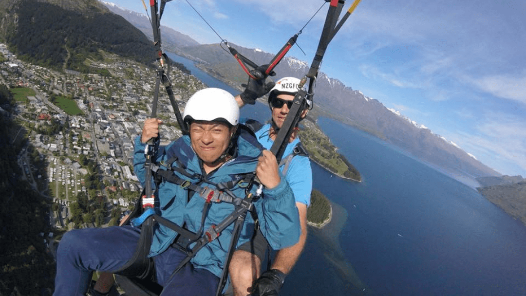 #28 Brandon | Paragliding pilot in New&nbsp;Zealand