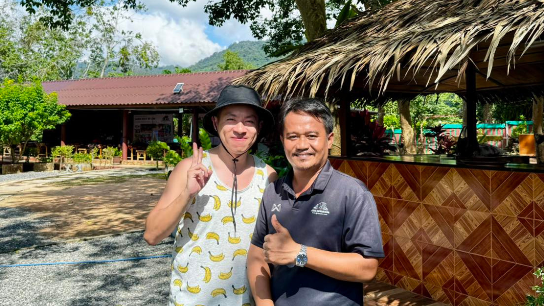 #114 Pat | 大象照顧員 Elephant&nbsp;keeper